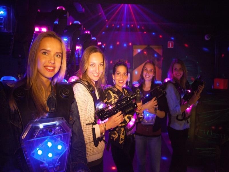 Hilarisch familie-uitje met Bubbelbal, Archery Attack en Laser Quest